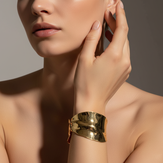 Amorpankhi Jewels Gold-Plated Cuff Bracelet